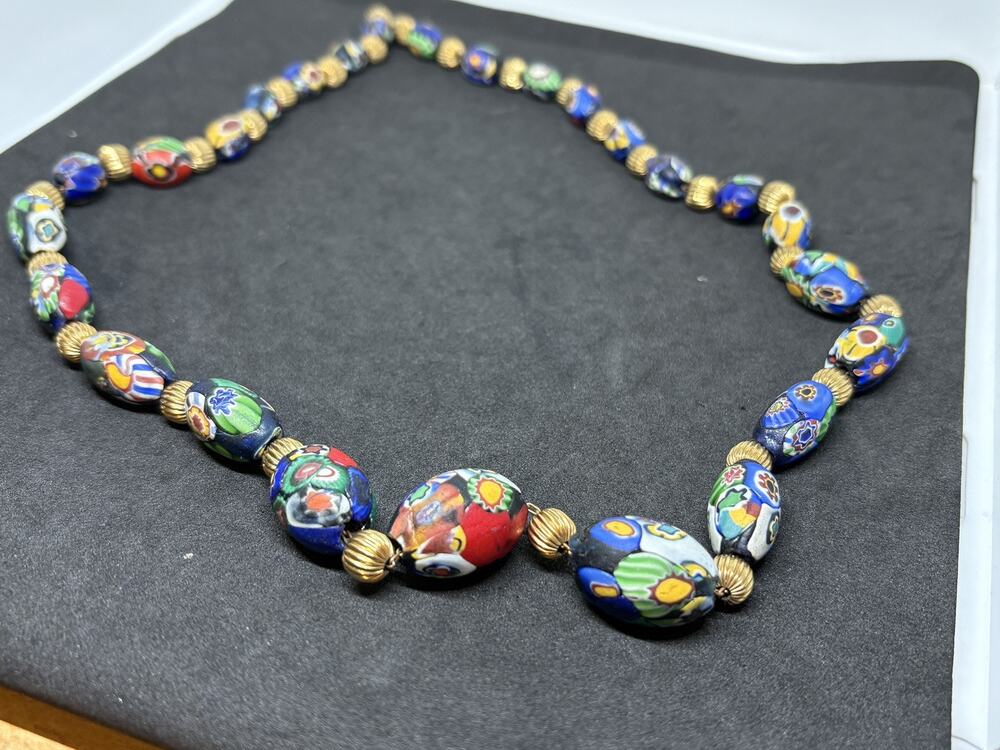VINTAGE 1/20 12k Gold filled Chain VENETIAN MILLEFIORI Oval GLASS BEAD NECKLACE